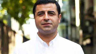 Demirtaş’tan Bahçeli ve Özel’e teşekkür: Tabuları yıktılar, önce barış!
