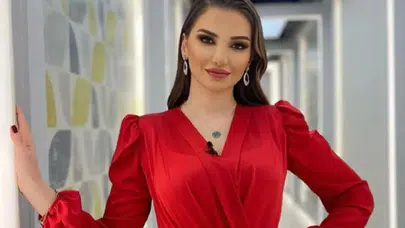 Esra Ezmeci’den “çıplak fotoğraf” sorusuna ‘elma’ yanıtı