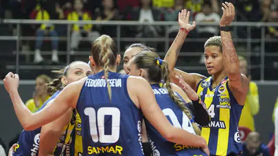 Sultanlar Ligi derbisinde kazanan Fenerbahçe oldu