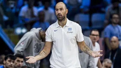Yunanistan, Vassilis Spanoulis ile sözleşme uzattı