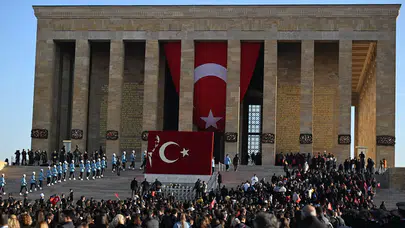 10 Kasım’da Anıtkabir’i 1 milyon 219 bin kişi ziyaret etti