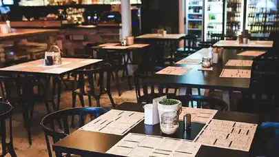 Kafe ve restoranlara ‘masa ücreti’ yasağı geliyor