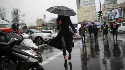 Meteoroloji uyardı: Akdeniz’de sıcaklık 5 derece düşüyor, birçok bölgede sağanak bekleniyor