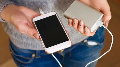 Uzmanlardan uyarı: Powerbank’e asla takmamanız gereken 5 cihaz