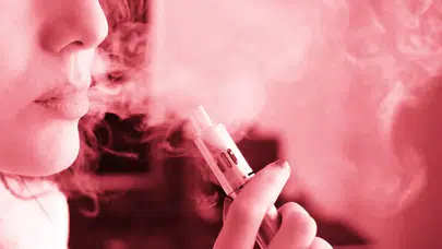 Elektronik sigara tehlikesi giderek artıyor!