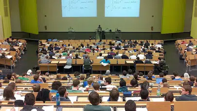 YÖK Başkanı Prof. Dr. Erol Özvar: "Tez ve makalelerde yapay zekâ kullanımıyla ilgili mevzuat geliyor"