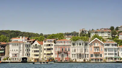 Boğaz'da 63 yaşındaki yalı 7 milyar TL'ye satışa çıktı