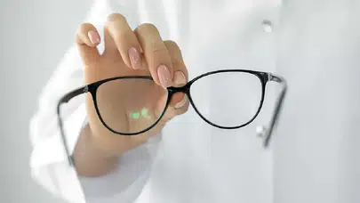 Gözlükler tarihe mi karışıyor? İlk kez bu kadar net sonuç alındı!