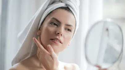 Uzman doktordan uyarı: Bu ürünleri yüzünüze asla sürmeyin