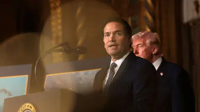 Trump yönetimi şimdi de yazı fontuna savaş açtı: Bakanlık resmen yasakladı!