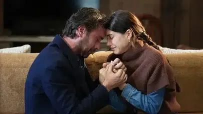 Taşacak Bu Deniz fırtınası: Kızılcık Şerbeti zirveden uzaklaşıyor