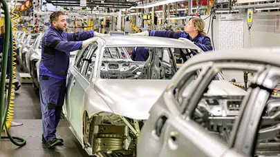 Almanya ekonomide tedbiri elden bırakmıyor