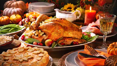 Yılbaşı sofrası kurmak 10 bin lirayı aşıyor