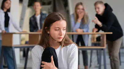 Türkiye’de akran zorbalığı alarm veriyor: Her yedi çocuktan biri şiddete maruz kalıyor