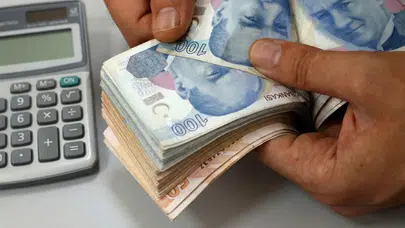 "Asıl sorun asgari ücretin az olması değil bu tutarın ortalama ücrete dönüşmesi"