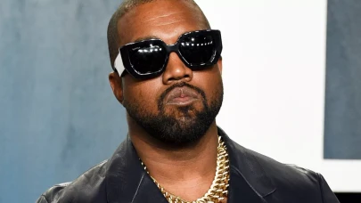 Kanye West, Lana Rhoades’in de olduğu pornografik paylaşımlarda bulundu