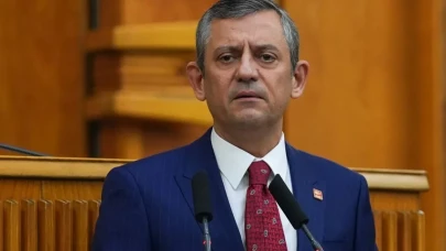 Özgür Özel medyayı eleştirdiği sırada NTV yayını kesti