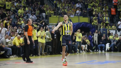 Fenerbahçe Beko, Paris Basket’i 89-72 mağlup ederek seride 2-0 öne geçti