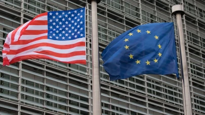 AB, ABD'ye karşı hazırladığı tarife tedbirlerini askıya alacağını duyurdu