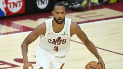 Evan Mobley, 2024–25 NBA sezonu en iyi savunmacı ödülünü kazandı