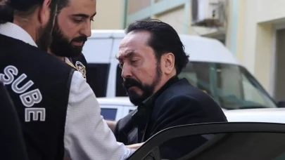 Adnan Oktar davasında karar açıklandı: Bazı sanıklara yüzlerce yıl hapis cezası