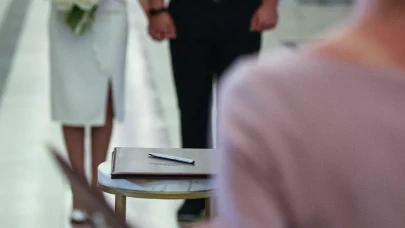 Bakan Göktaş duyurdu: Evlenecek çiftlere özel indirimler geliyor