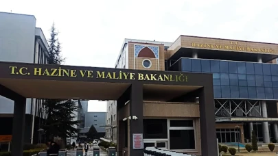Özgür Özel'in kurultaydaki sözlerine Hazine ve Maliye Bakanlığından yanıt