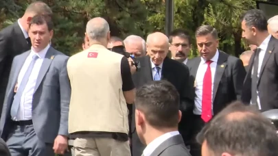 Devlet Bahçeli 66 gün sonra ilk defa göründü: Alparslan Türkeş'in kabrini ziyaret etti!