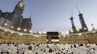 Suudi Arabistan'dan 'kaçak hacca' karşı tedbir