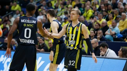 Euroleague'de play-off fırtınası başlıyor: Fenerbahçe Beko Fransız, Anadolu Efes ise Yunan temsilcisiyle karşılaşıyor