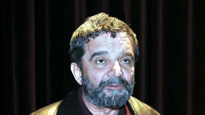 Mümtaz’er Türköne kimdir, nereli, kaç yaşında, hangi partilere yakın durdu?