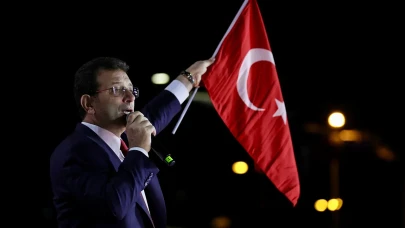 Ekrem İmamoğlu: 23 Nisan’dan 19 Mayıs’a her yerde ay yıldızlı şanlı Türk Bayrağımızı dalgalandıralım!