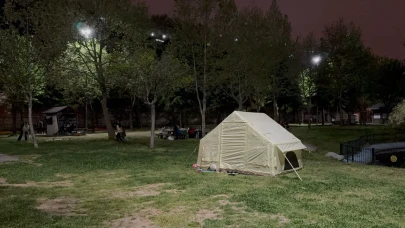 6,2'lik deprem sonrası çadırlarda ikinci gece: Vatandaşlar parklarda kalmaya devam ediyor