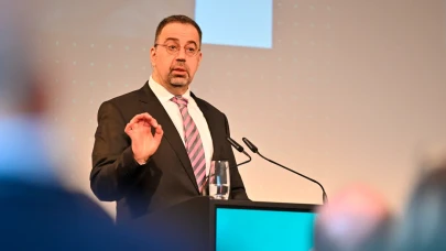 Daron Acemoğlu'ndan Google'ın tekelleşmesine eleştiri: "Rekabet azalırken, eşitsizlik artıyor”