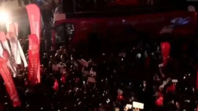 CHP mitingine karartma: Aydınlatma cihazlarımızı alana almadılar