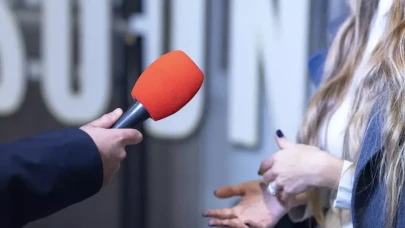 Sokak röportajları için kanun teklifi: Erdoğan eleştirdi, MHP harekete geçti