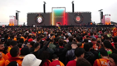 Galatasaray 25. şampiyonluğunu Yenikapı'da kutluyor: Vedalarımız var