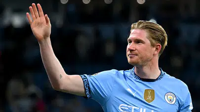 Kevin De Bruyne, Fenerbahçe'nin 25 milyon euroluk teklifini reddederek Napoli'yi tercih etti