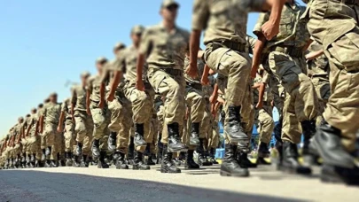 Askerlik kaç aya düşecek 2025? Askerlik 3 aya mı düştü?