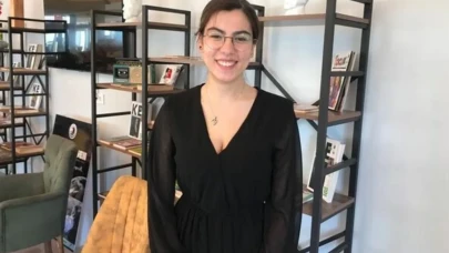 Tahliye edilen Esila Ayık’tan ilk sözler: Gençleri geleceğe küstürmeyin