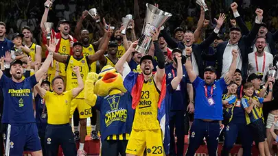 Fenerbahçe Beko yeni logosunu duyurdu: İkinci yıldız artık resmen logoda