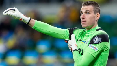 Galatasaray’da kalede devrim: Muslera gidiyor, Lunin geliyor!