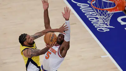 Knicks, Pacers’ı mağlup ederek seriyi 3-2’ye getirdi