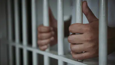 Yeni infaz düzenlemesiyle 55 bin kişiye cezaevi yolu açılıyor