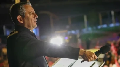 Özgür Özel'den Silivri mitinginde Erdoğan'a gönderme ve hukuk vurgusu