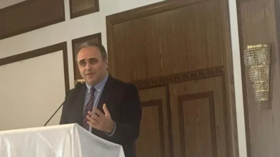 Aküzüm, Futbolda Güvence Sistemi ve Kalite Yönetimi Sempozyumunda Konuştu: Bilim, yönetim ve eğitim artık ayrılmaz bir bütün