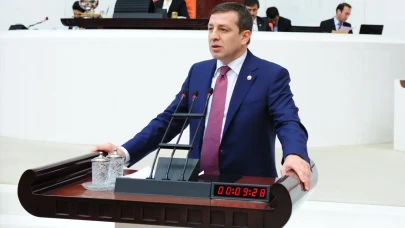 CHP’li Rahmi Aşkın Türeli’den ‘torba yasa’ isyanı: Vaka-ı adiye’den olmaya başladı; Plan ve Bütçe Komisyonunu ve Parlamentoyu bu şekilde çalıştıramazsınız