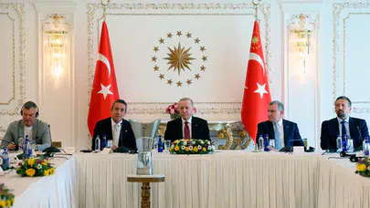 Euroleague şampiyonu Fenerbahçe Beko Cumhurbaşkanı Erdoğan'ı ziyaret etti