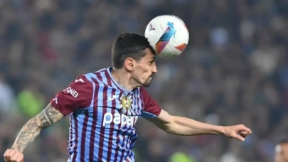 Savic'ten Osimhen'e sert müdahale! Galatasaray'dan kırmızı kart itirazı