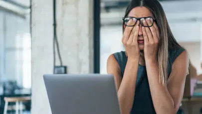 Evde yük, işte baskı: Y kuşağı tükenmişlikte zirvede